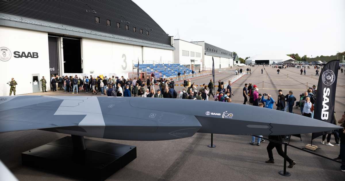 Saab full-scale uncrewed aircraft concept at an exhibition